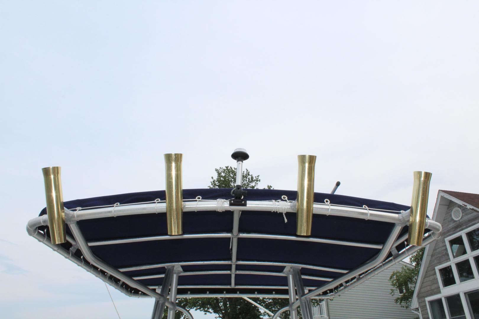 1999 Boston Whaler 23 Outrage