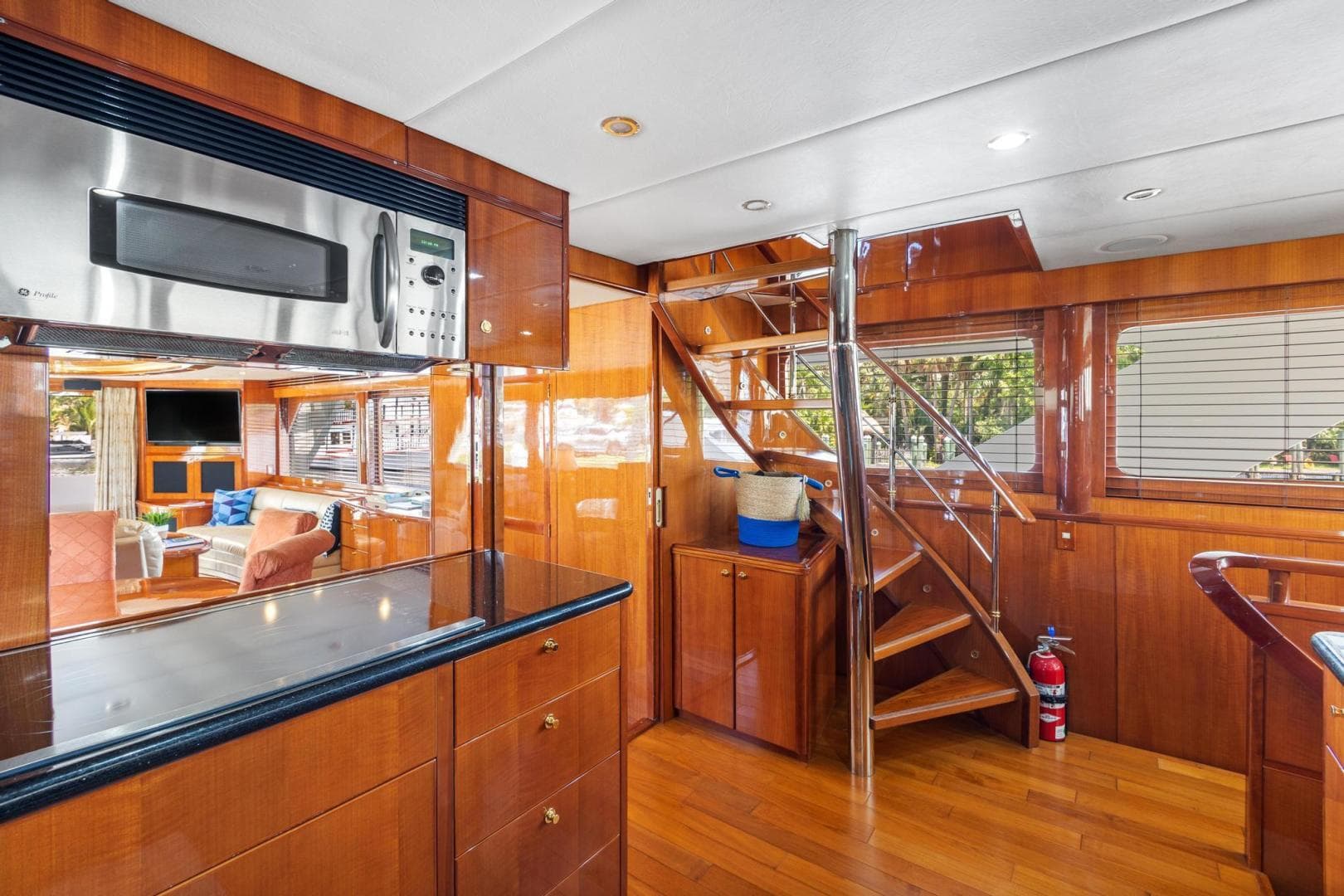 2006 Jefferson Starship Pilothouse