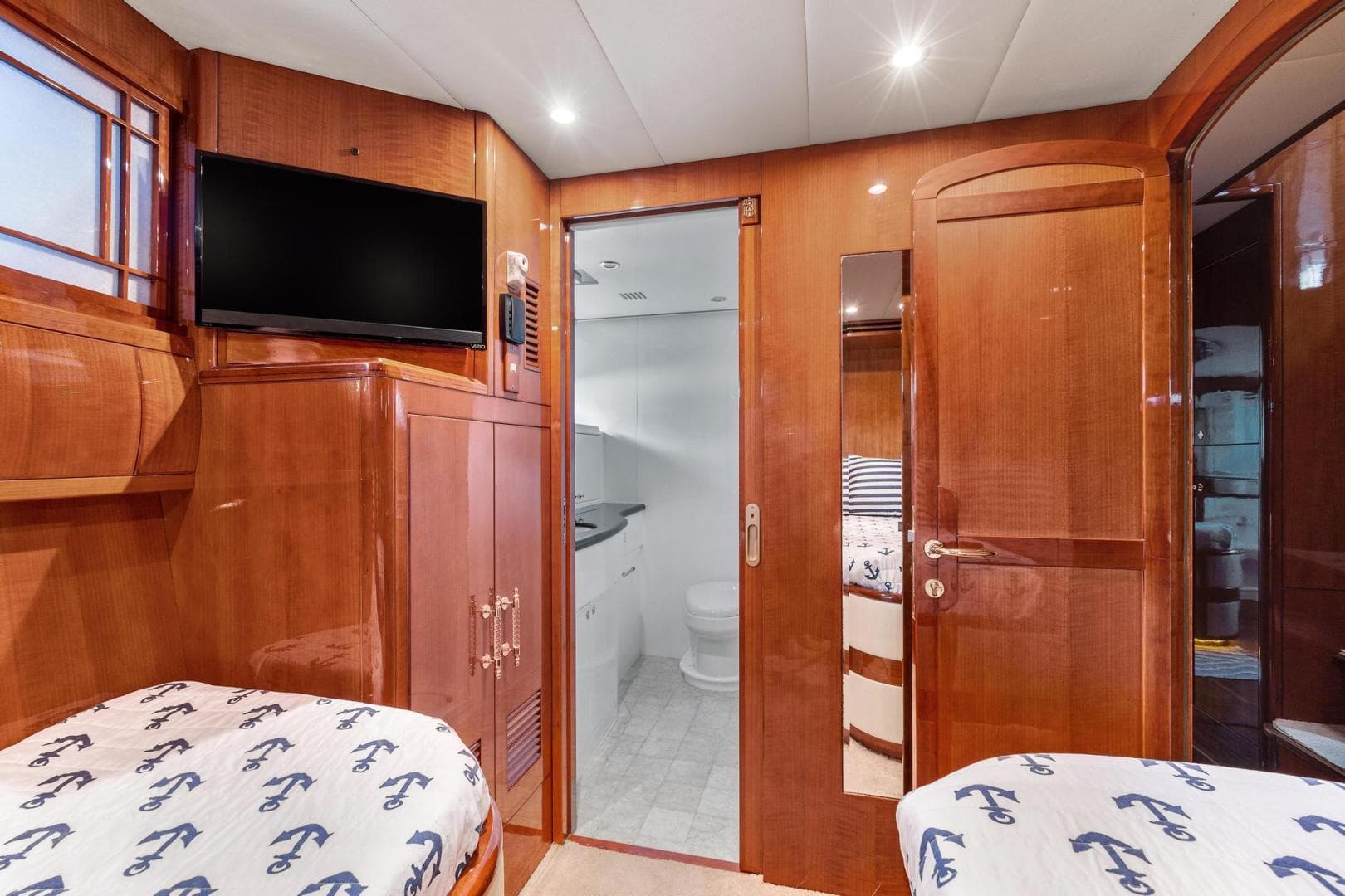 2006 Jefferson Starship Pilothouse