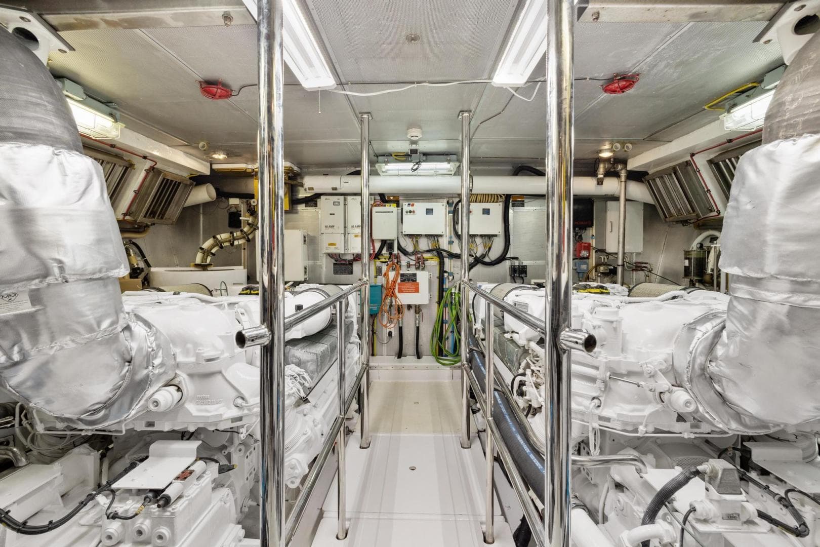 2006 Jefferson Starship Pilothouse