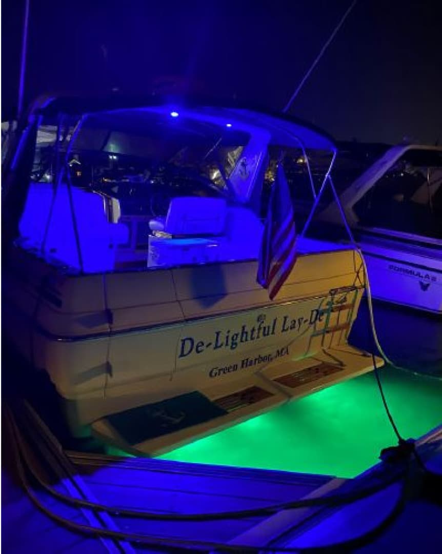 1988 Sea Ray 340 Express Cruiser