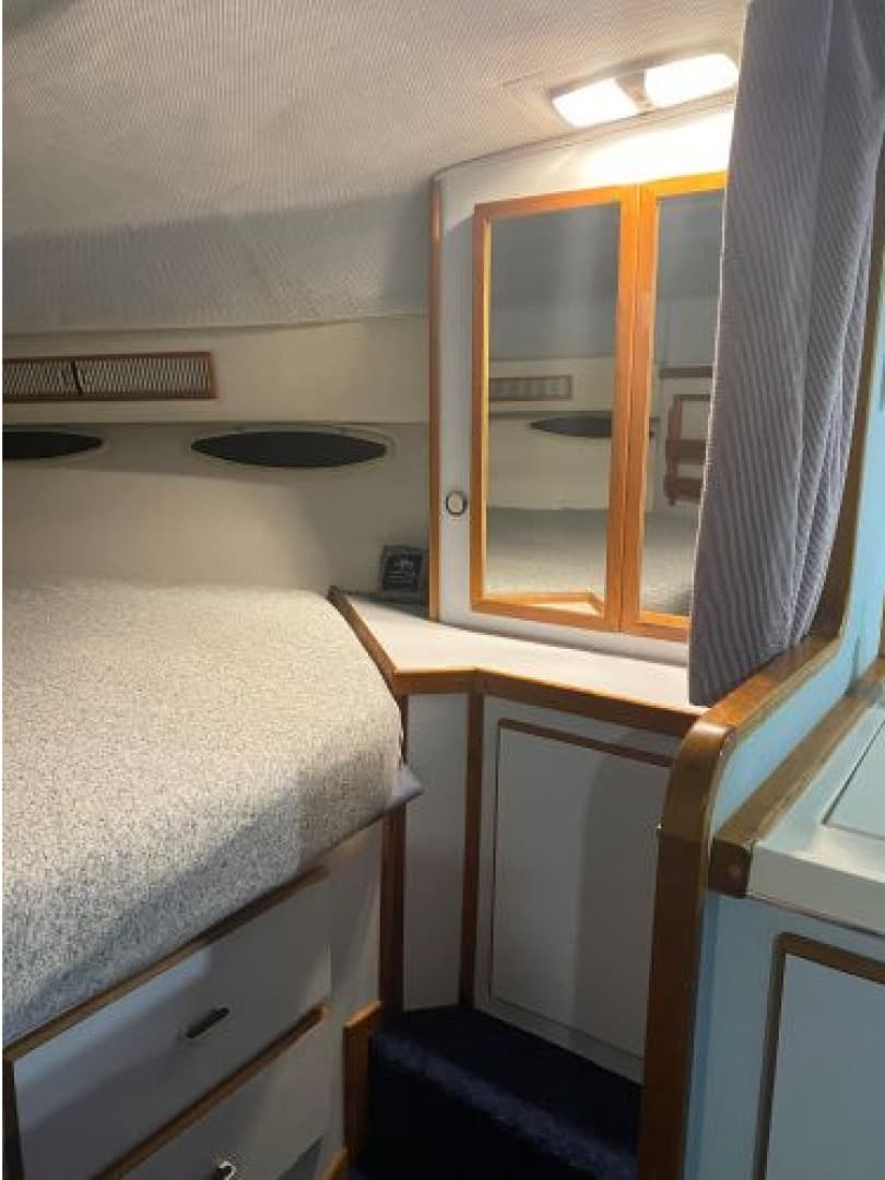 1988 Sea Ray 340 Express Cruiser