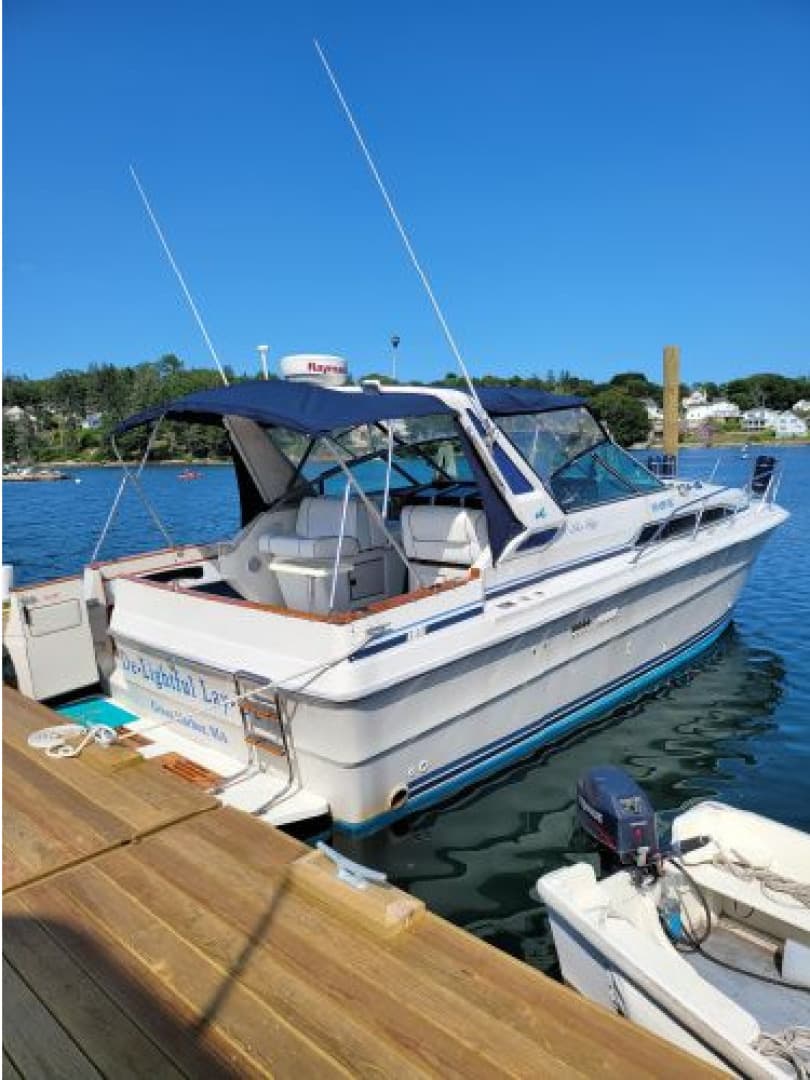 1988 Sea Ray 340 Express Cruiser