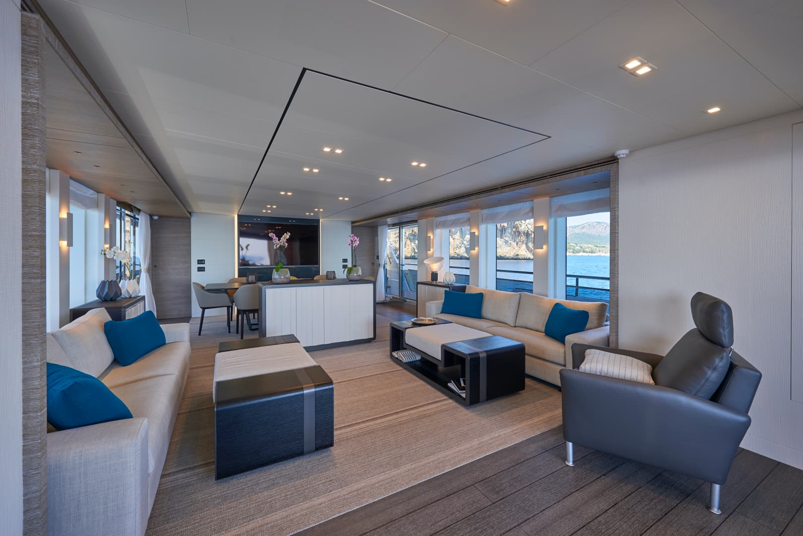 2022 Astondoa 110 Century