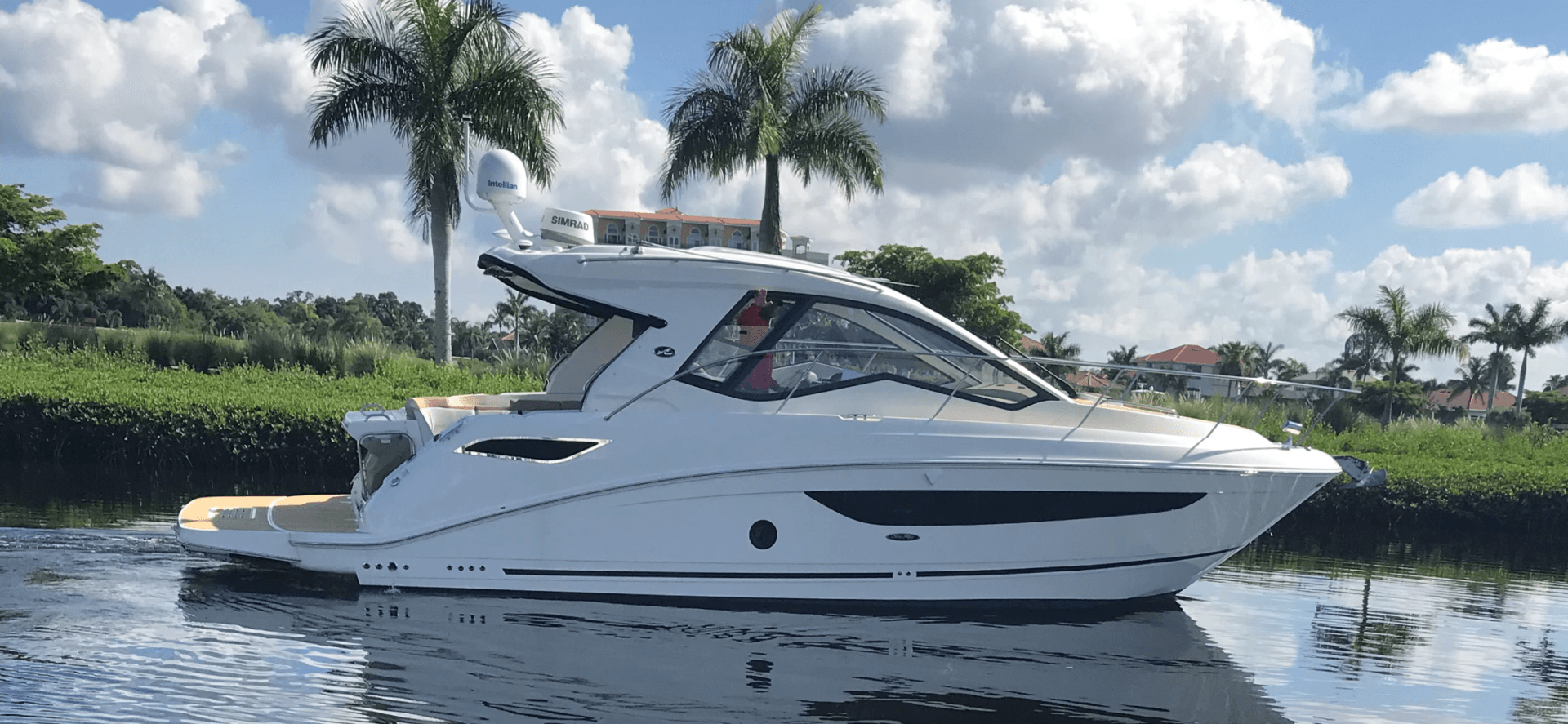2018 35 Sea Ray Sundancer 350 Kickin Tides Profile