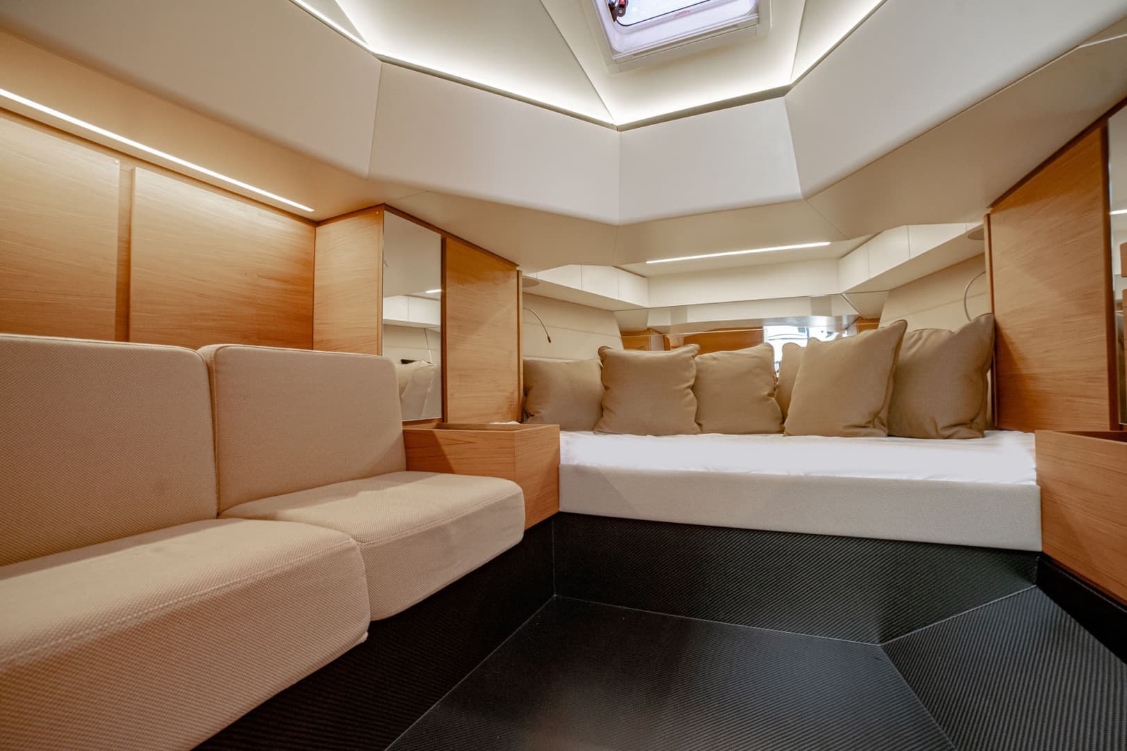 Double Berth Tapers into the Forepeak