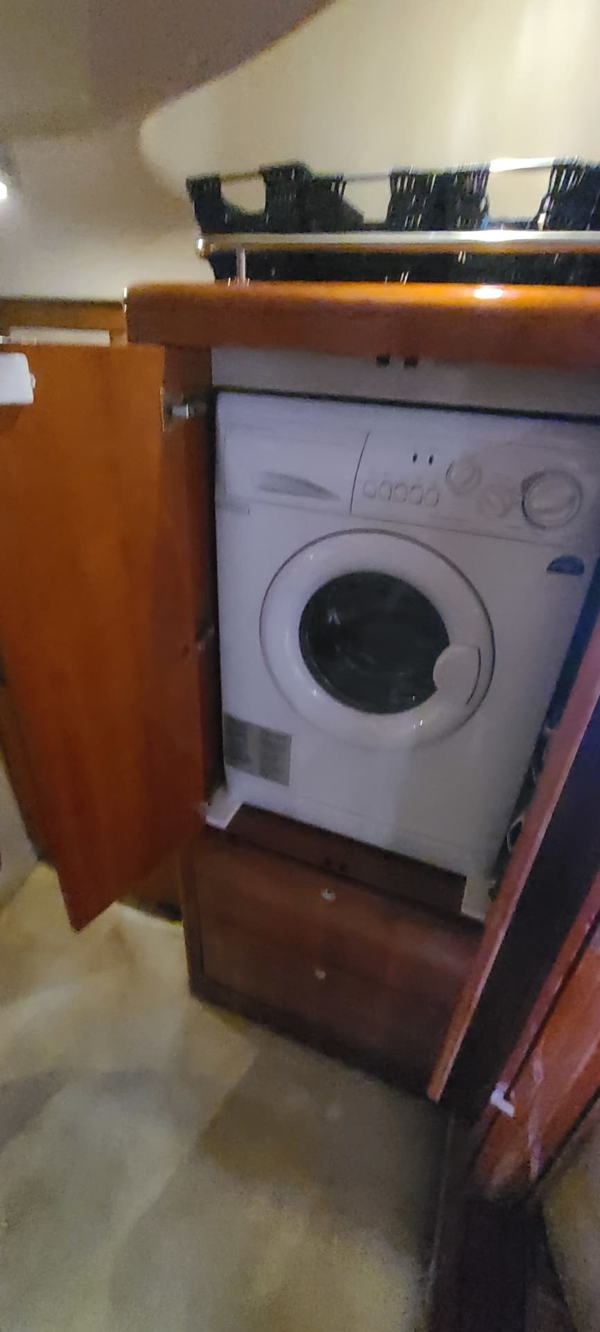 2007 Regal 4460 Commodore