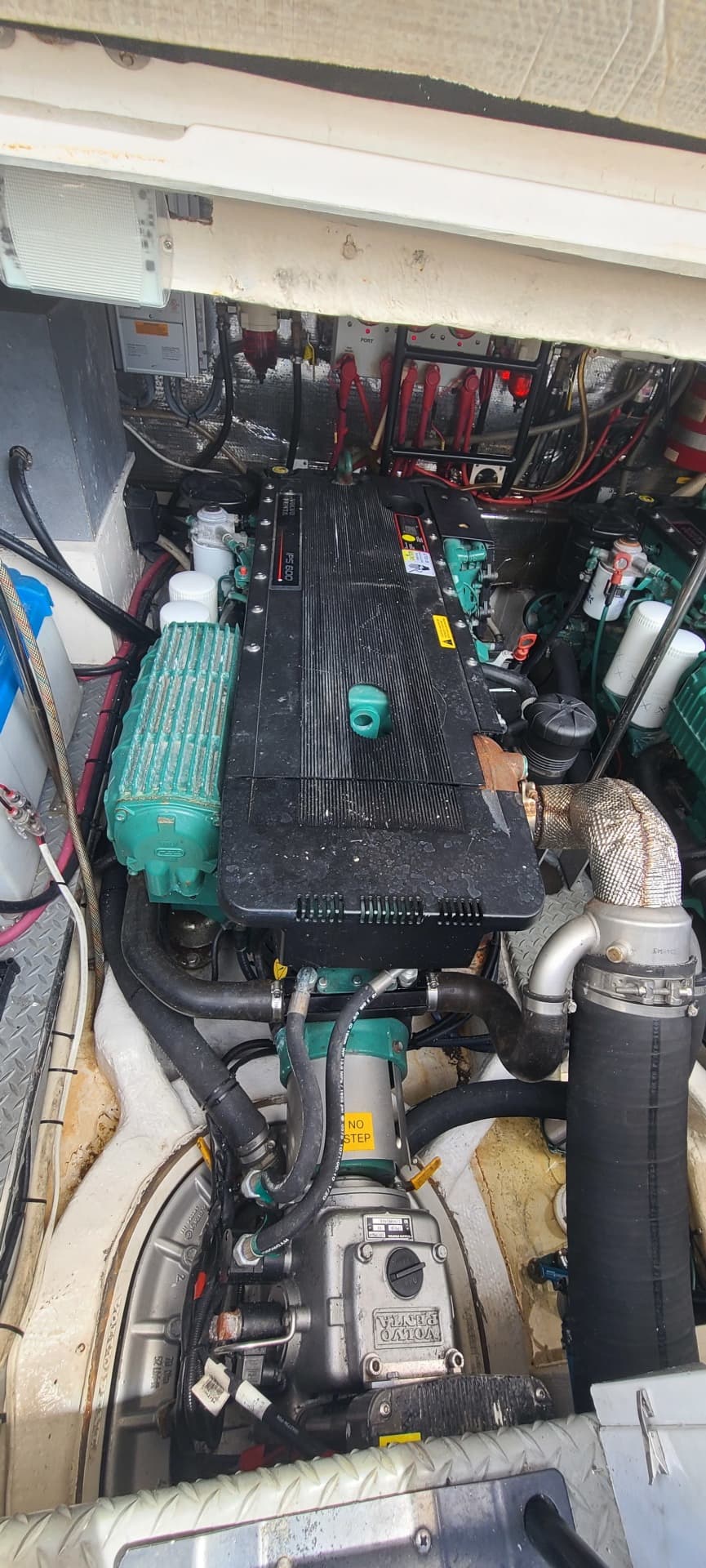 2007 Regal 4460 Commodore