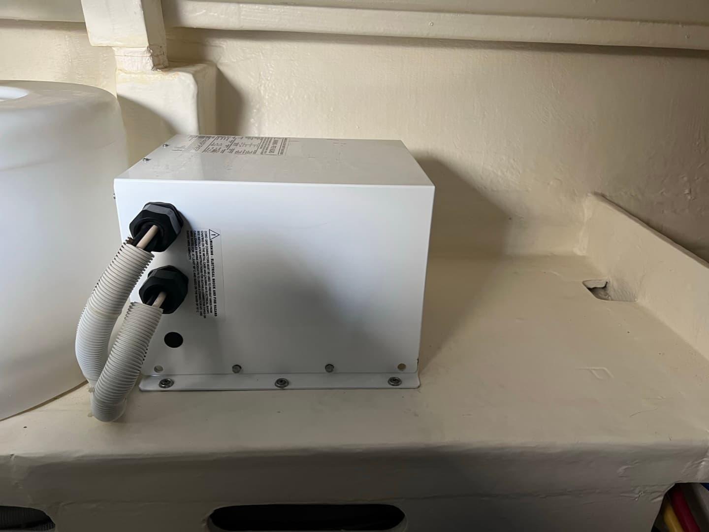 2016 Tiara 44 Express Coupe 