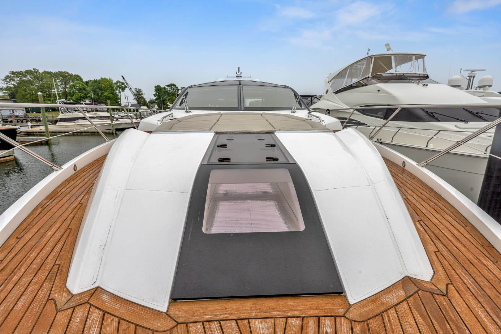 2015 Sunseeker Predator 68