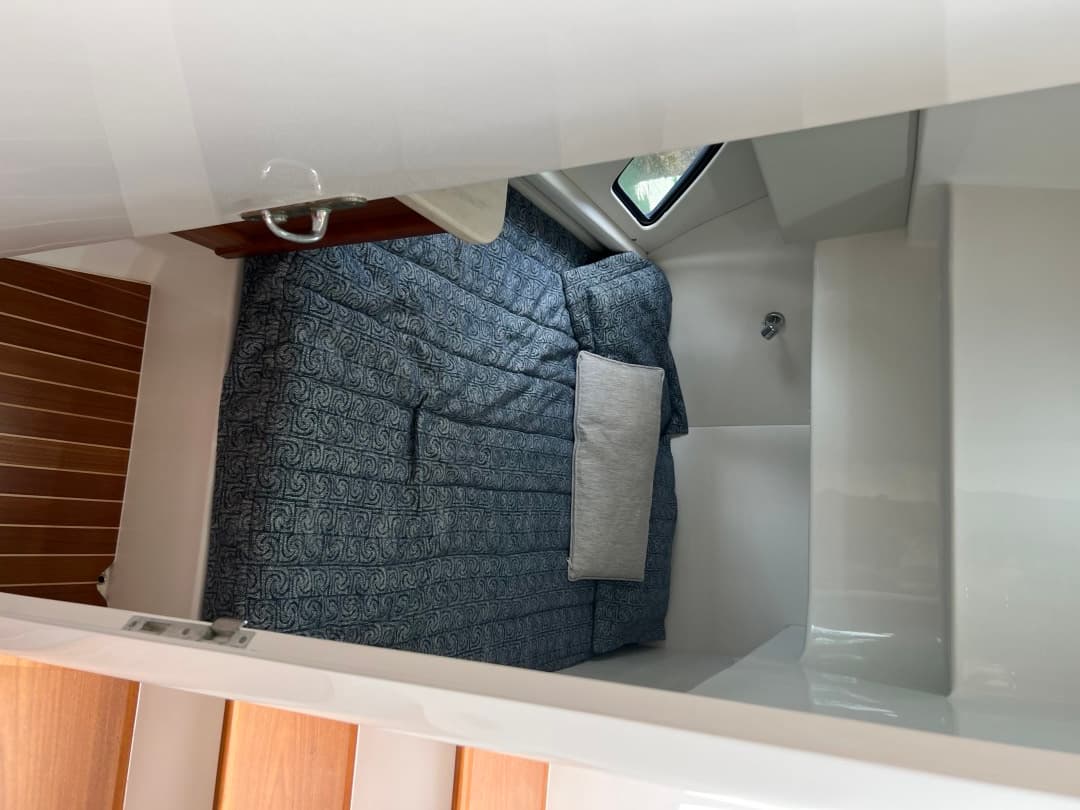 2019 Intrepid 475 Sport Yacht