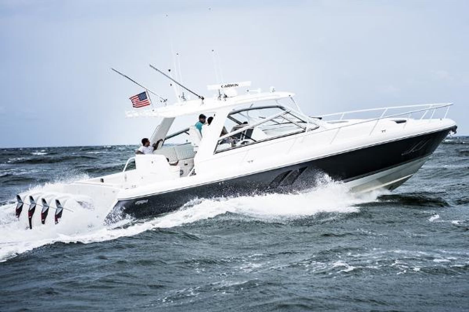 2019 Intrepid 475 Sport Yacht