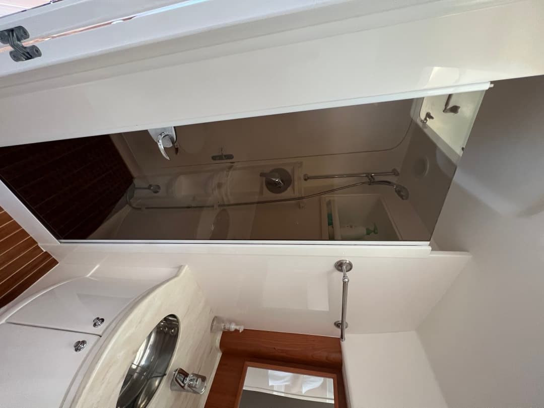 2019 Intrepid 475 Sport Yacht