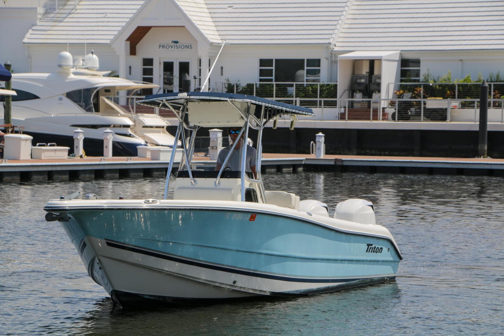 2006 Triton 24
