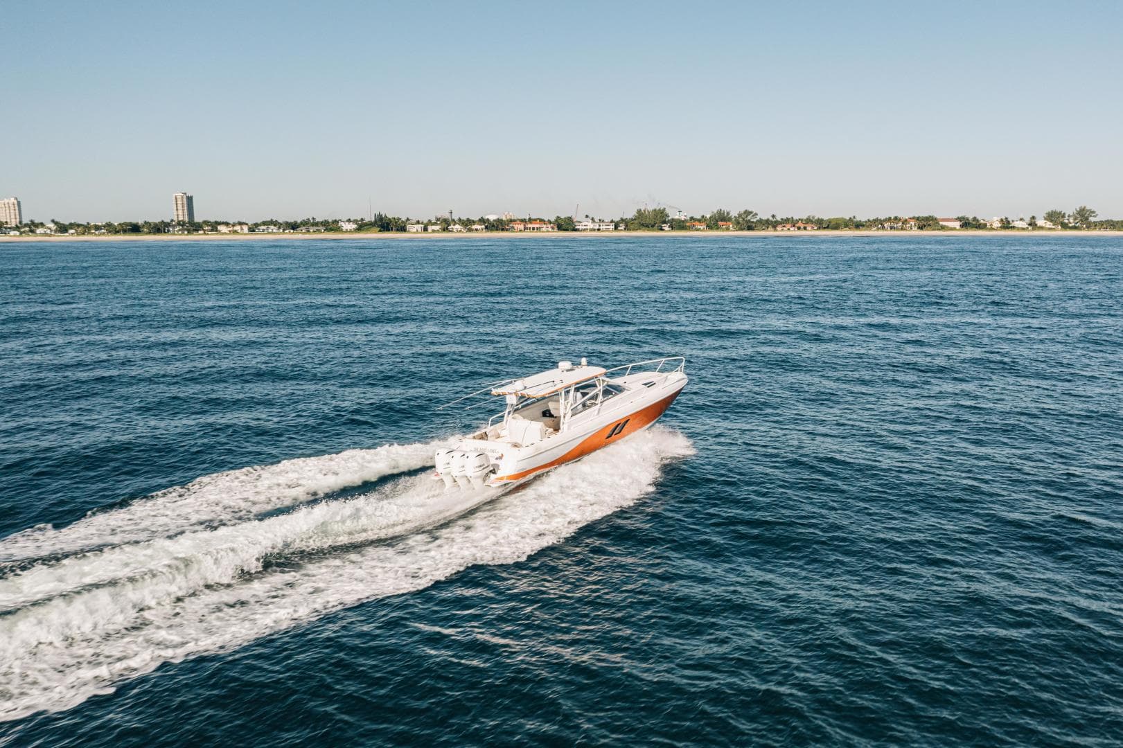 2009 Intrepid 430 Sport Yacht