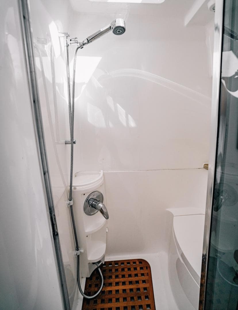 2009 Intrepid 430 Sport Yacht