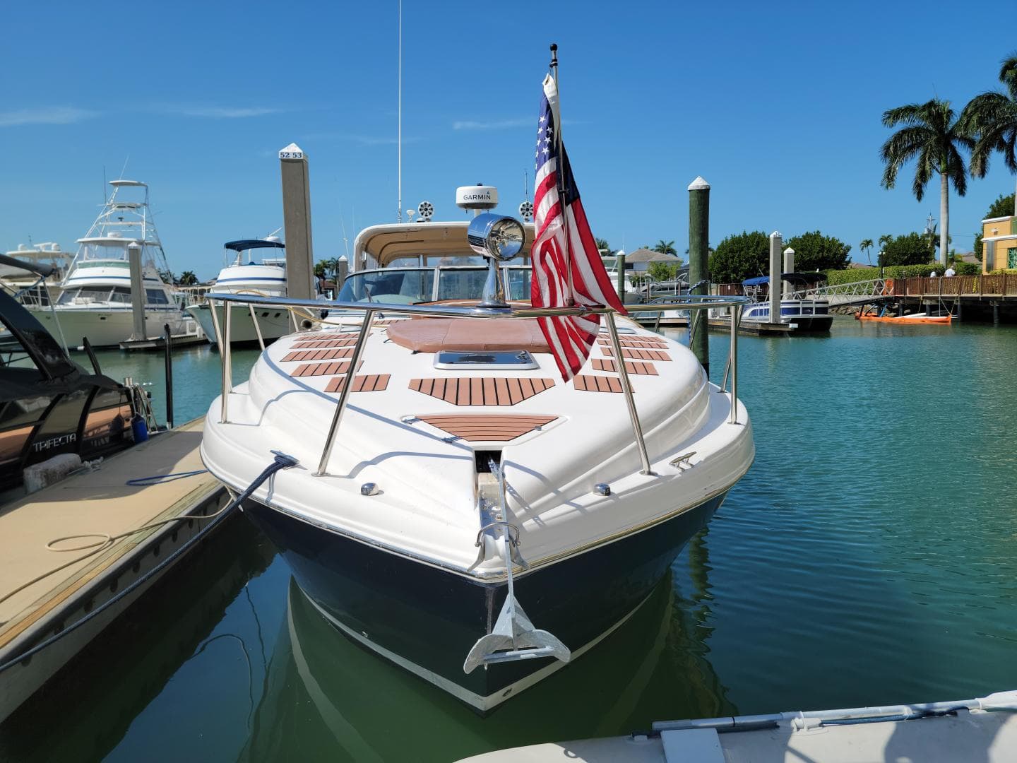 2005 Rinker Fiesta Vee 342