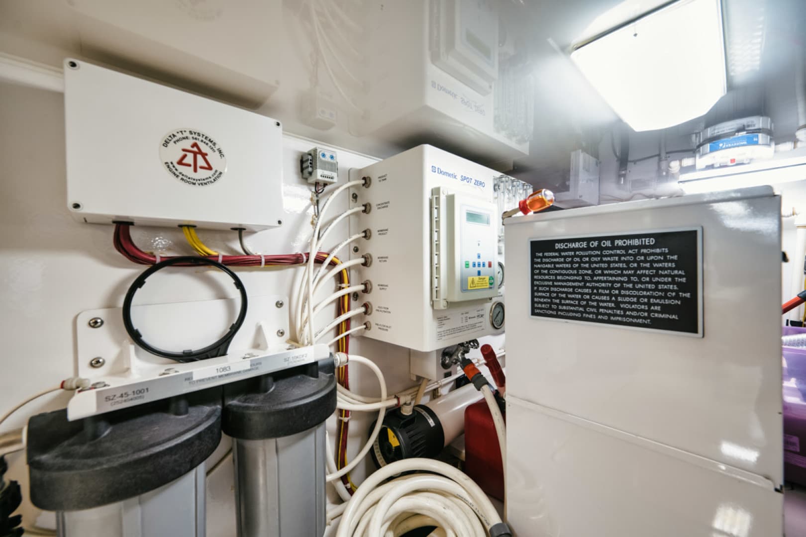 2016 Viking 62 Convertible