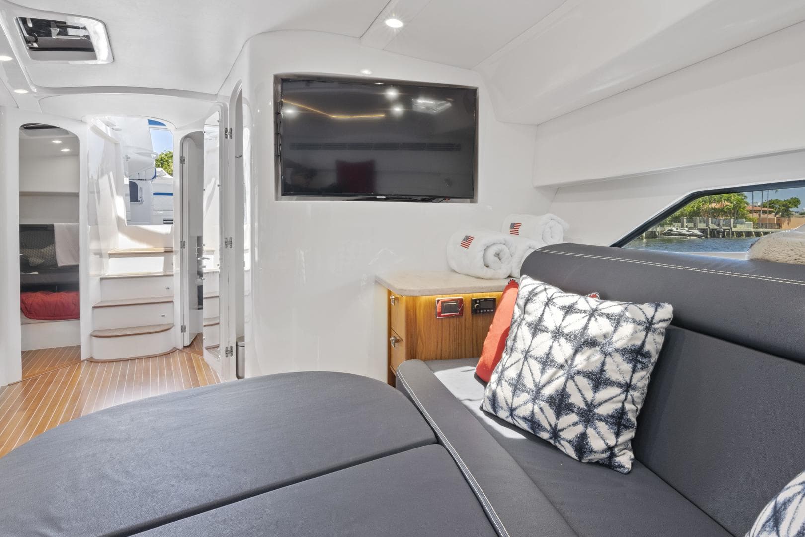 2020 Intrepid 477 Evolution