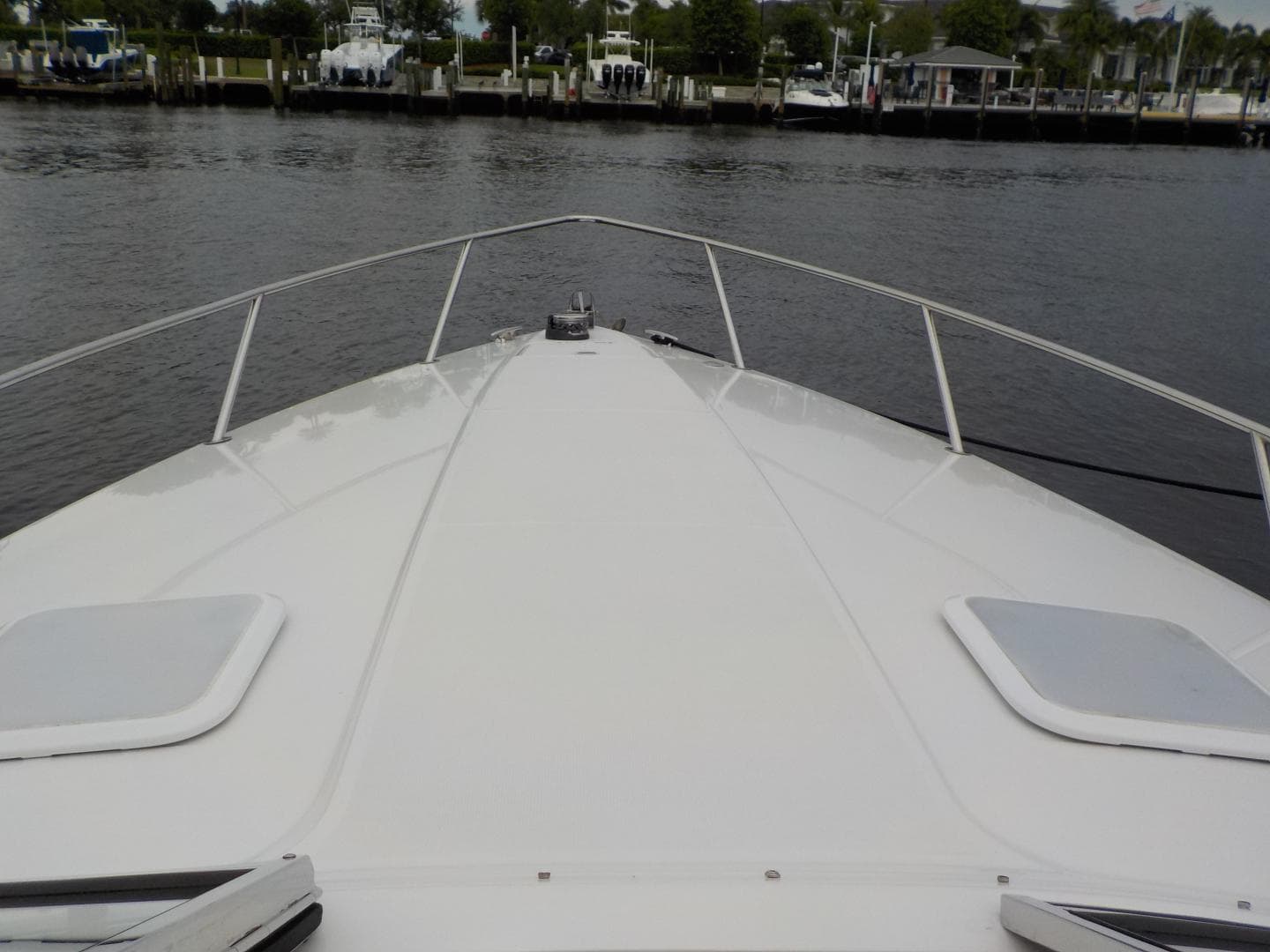 2006 Formula 33 - C's The Day - Bow Profile