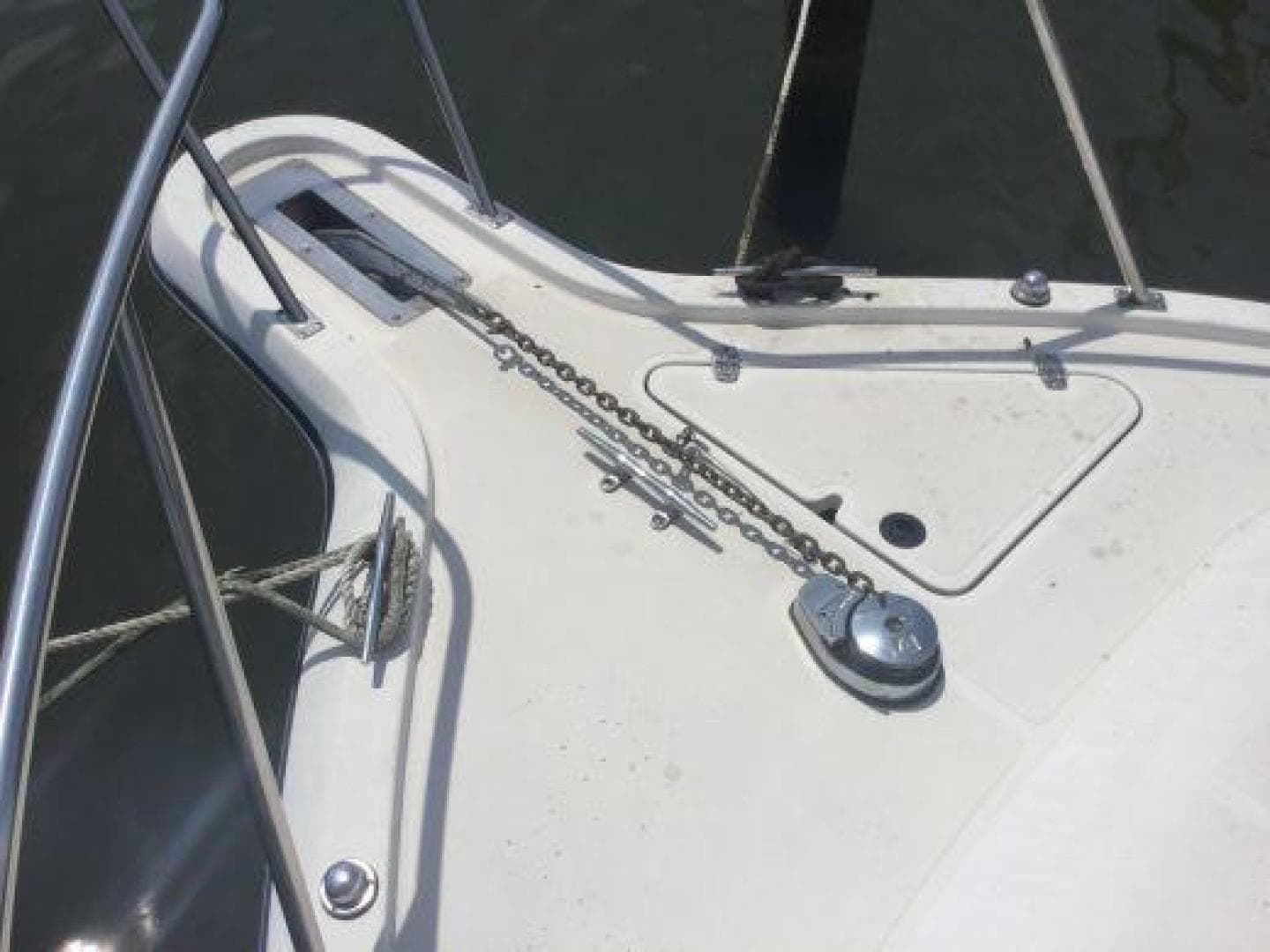 30' Pursuit anchor windlass