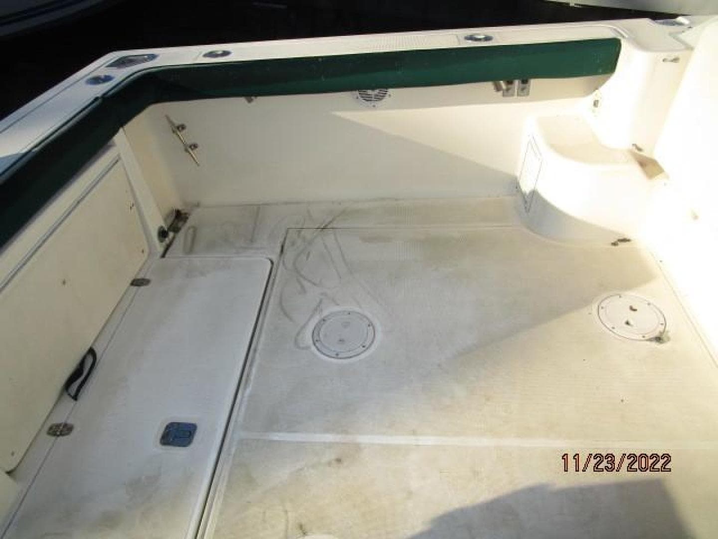 30' Pursuit cockpit port