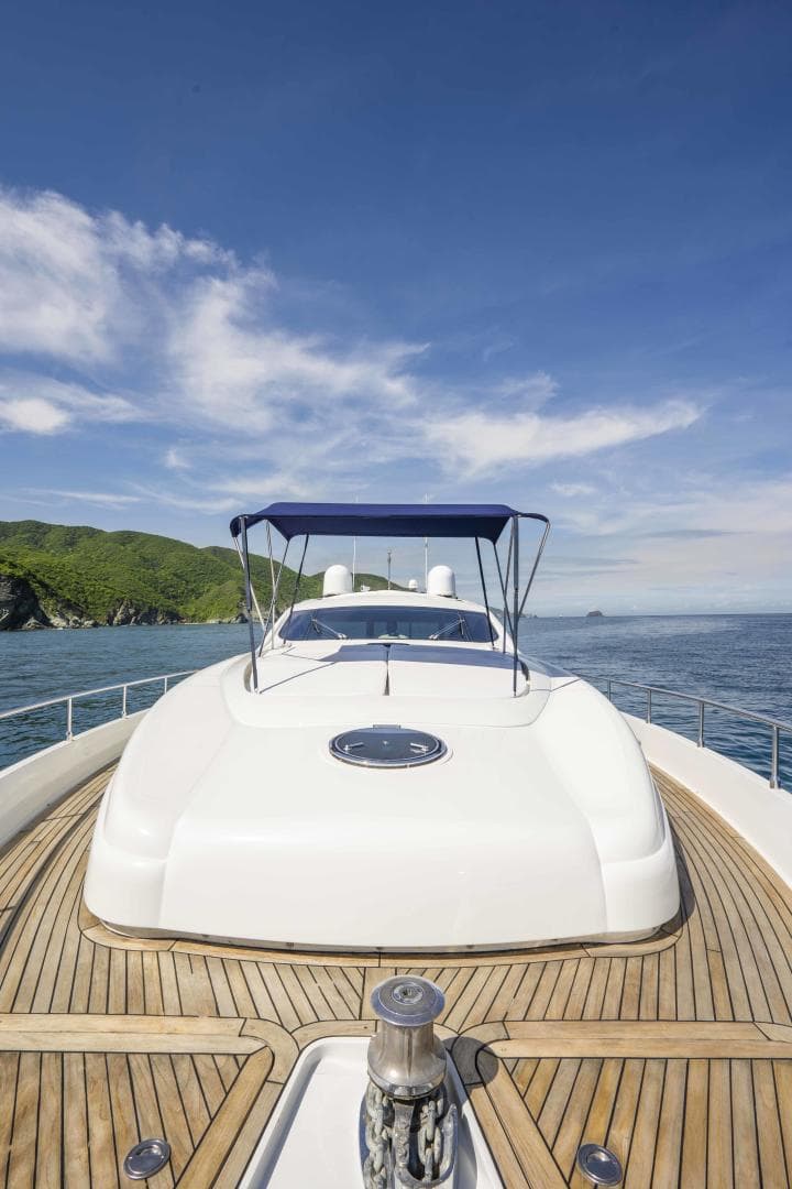 2005 Pershing 76 Motor Yacht - Denise - Bow