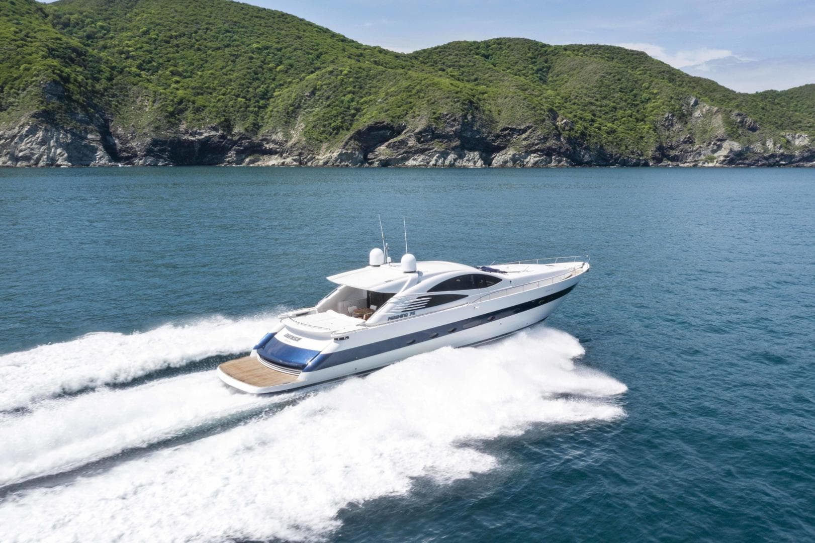 2005 Pershing 76 Motor Yacht - Denise 