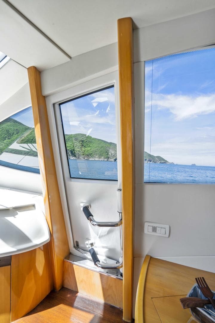 2005 Pershing 76 Motor Yacht - Denise - Starboard Side Door