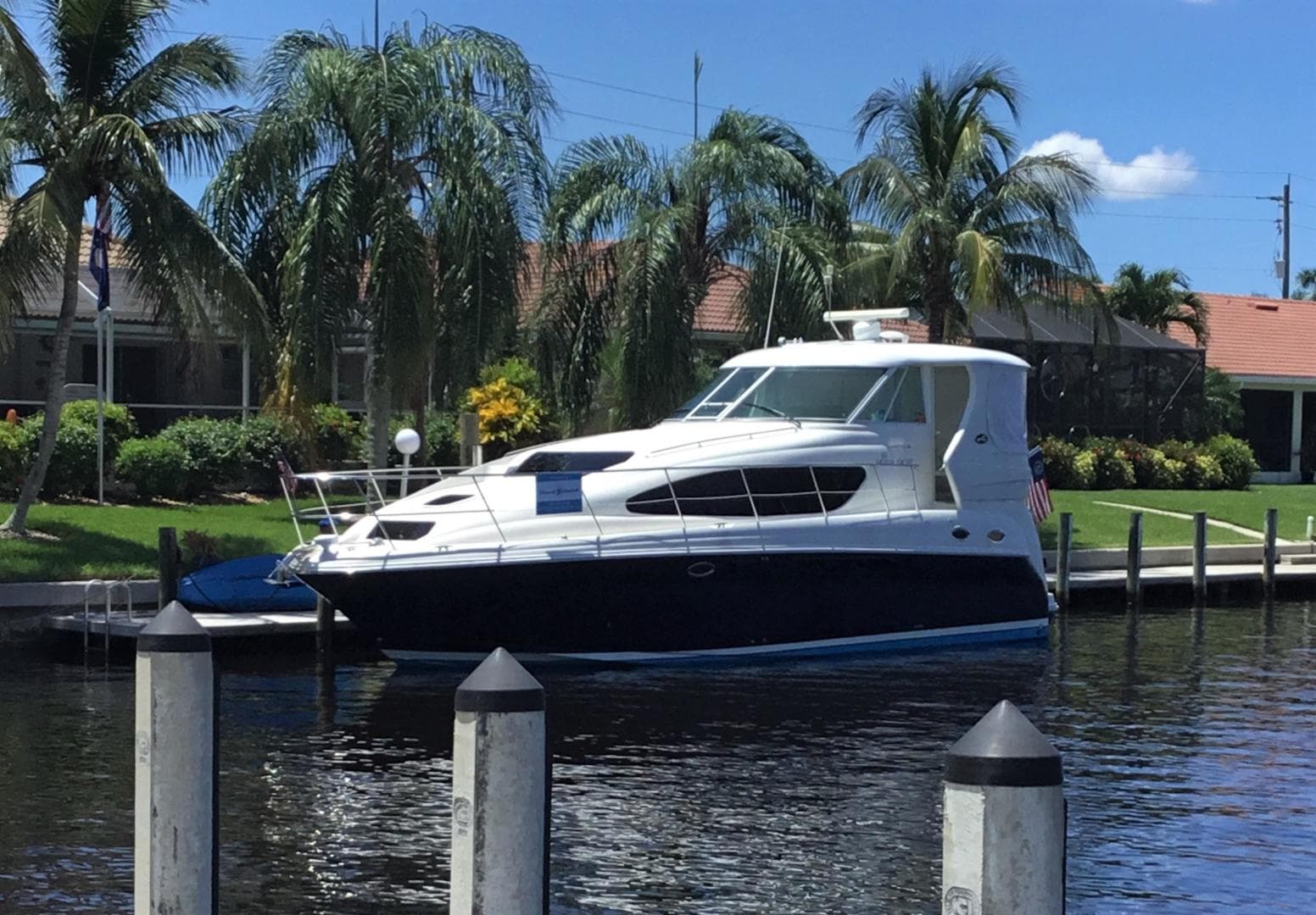 2005 Sea Ray 40 Motor Yacht