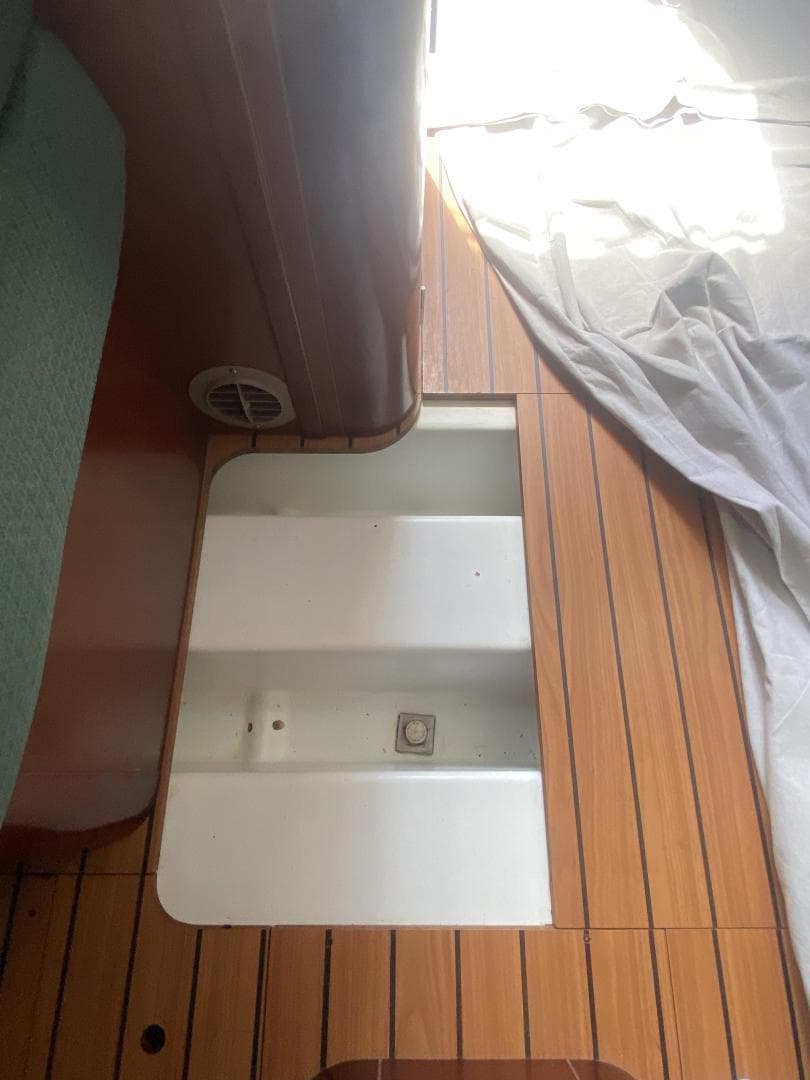 2004 Beneteau 473