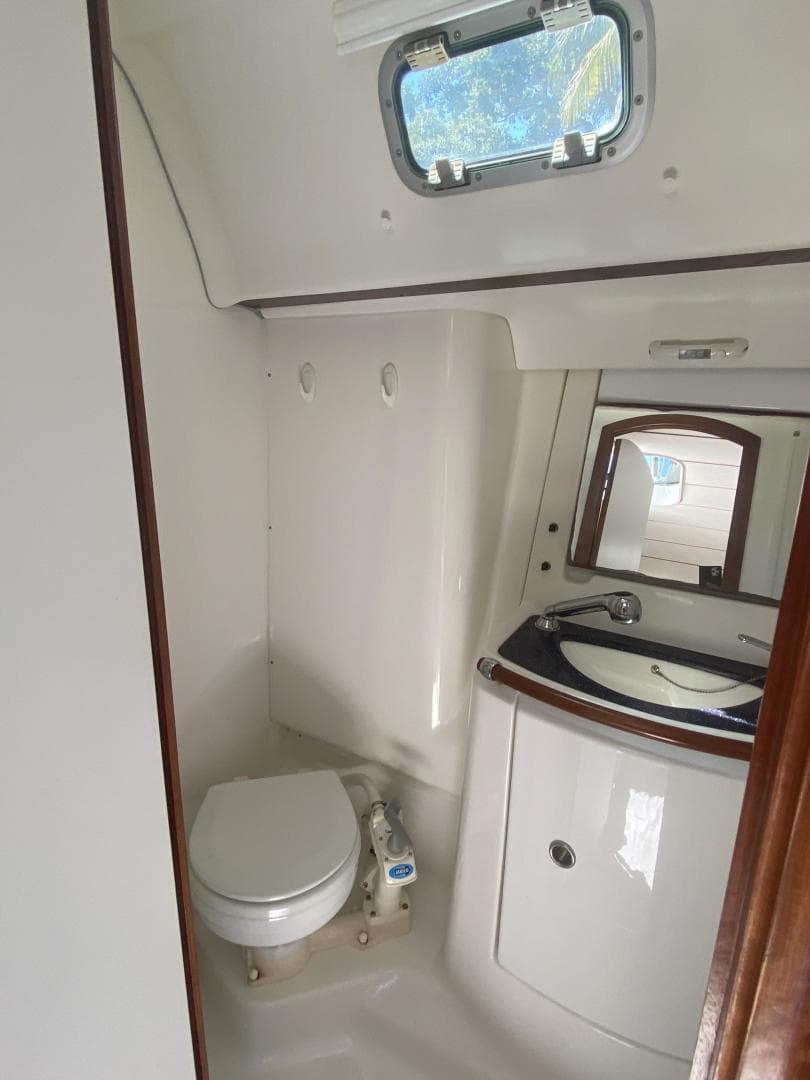 2004 Beneteau 473