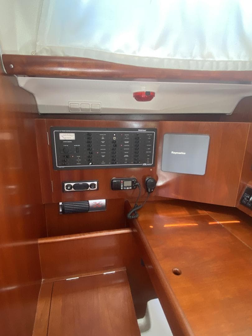 2004 Beneteau 473