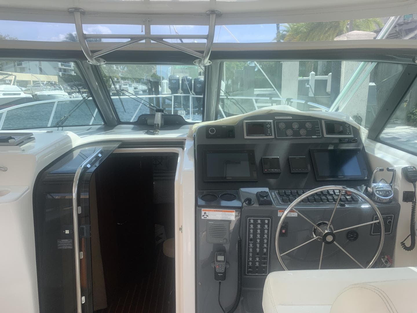 2008 Tiara Yachts 3800 Open