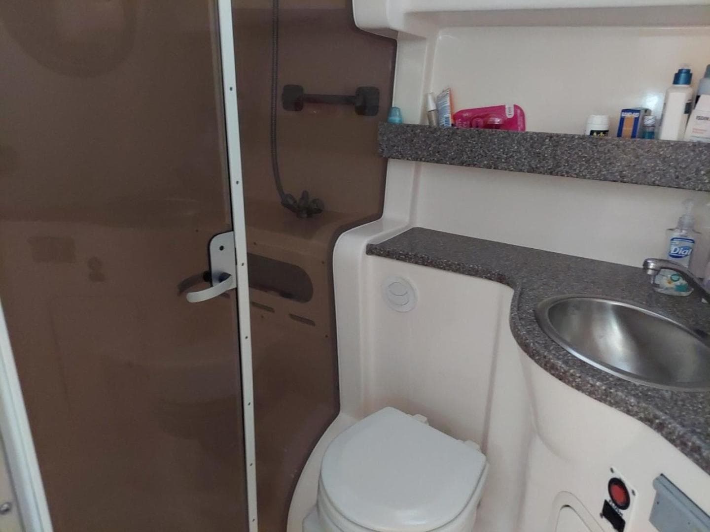 2004 Rinker 342 Fiesta Vee