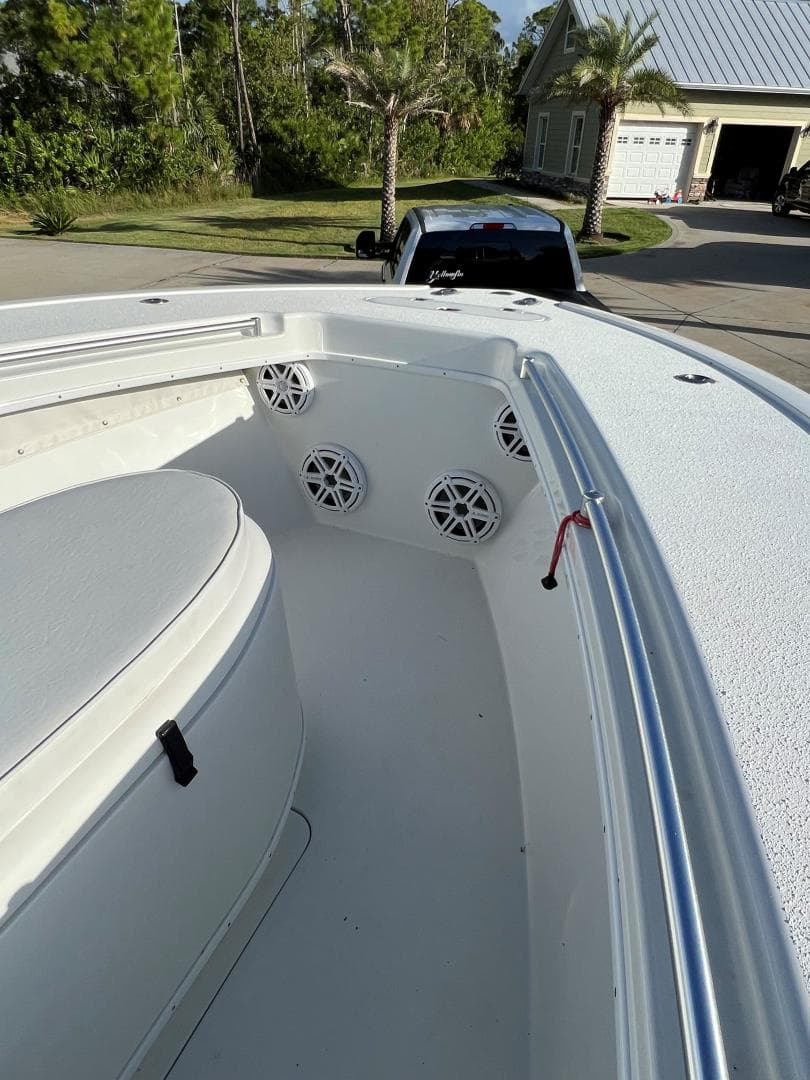 2016 Yellowfin Center Console