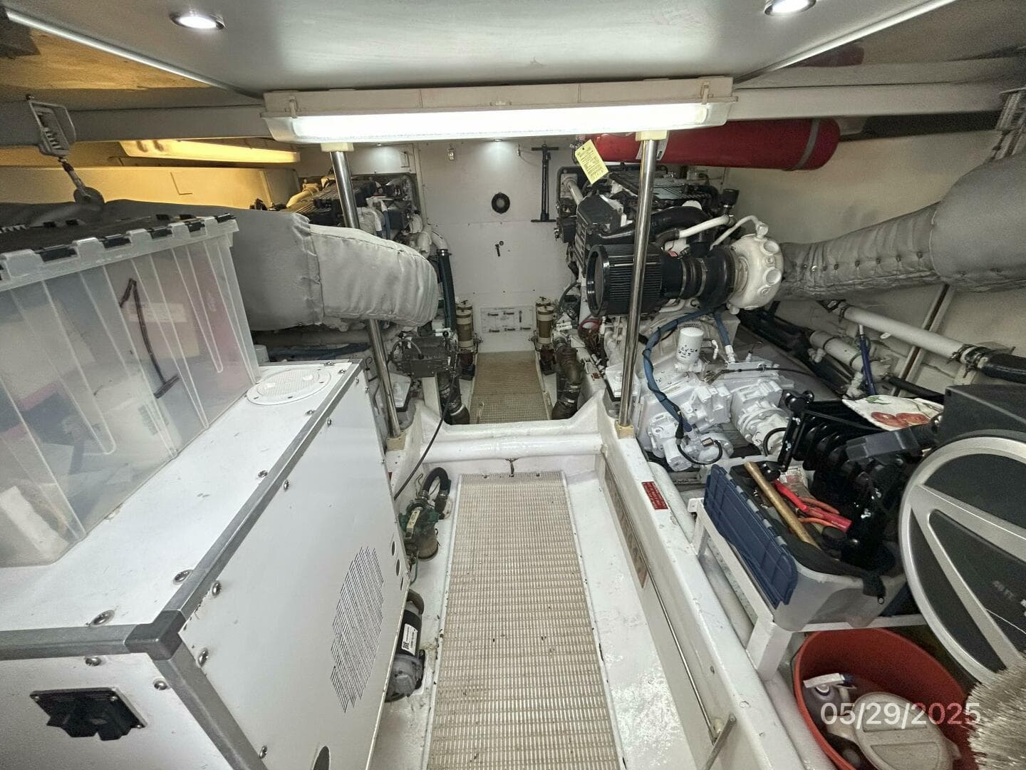 58' West Bay engine room forward