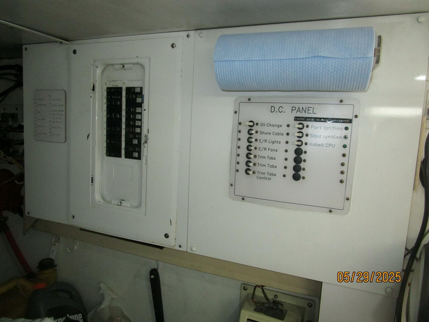 58' West Bay electrical panel2