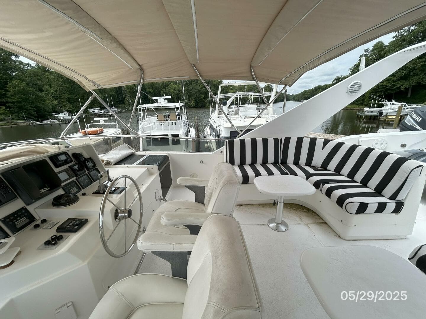 58' West Bay flybridge starboard