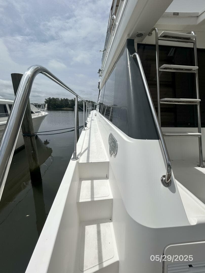 58' West Bay port side deck2