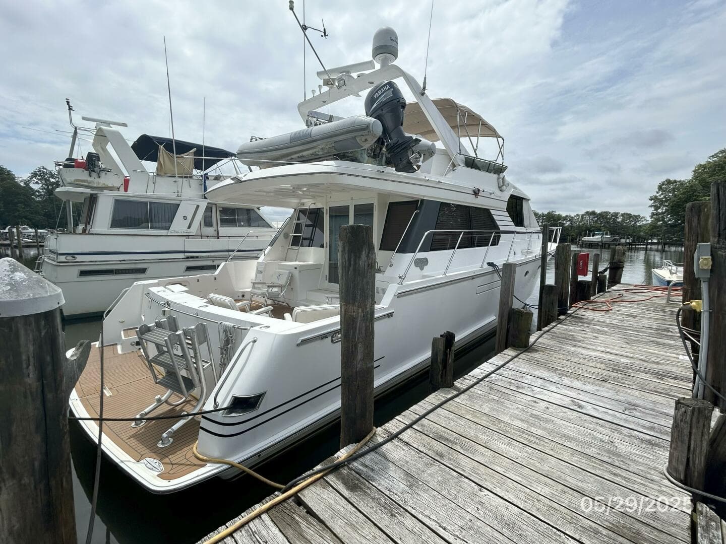 58' West Bay starboard aft profile2