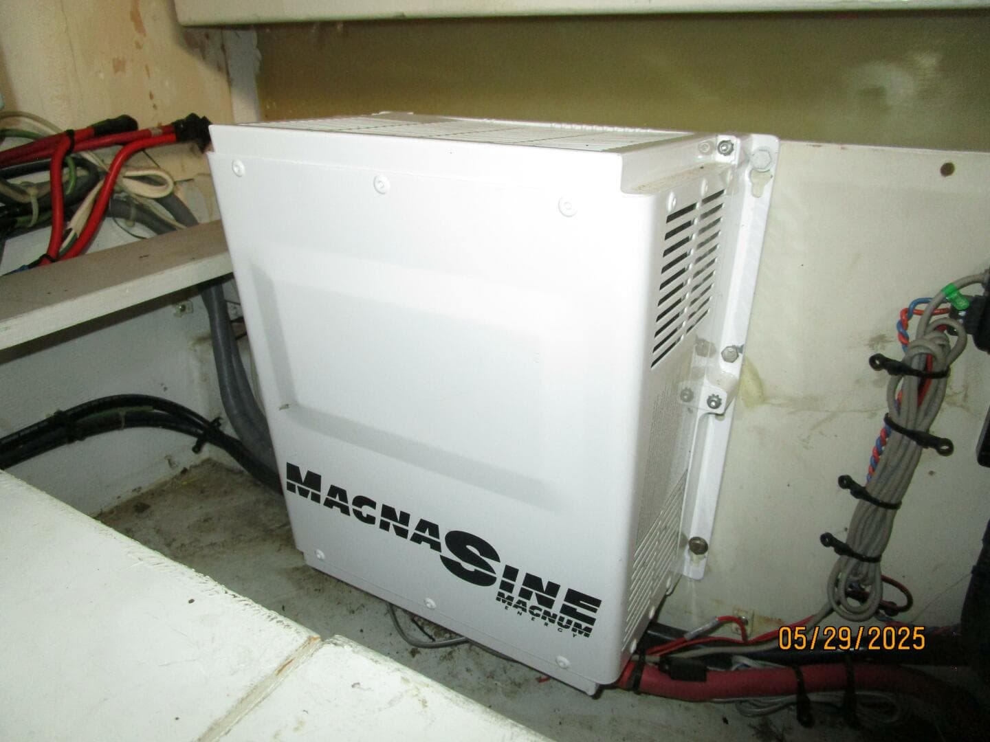 58' West Bay inverter