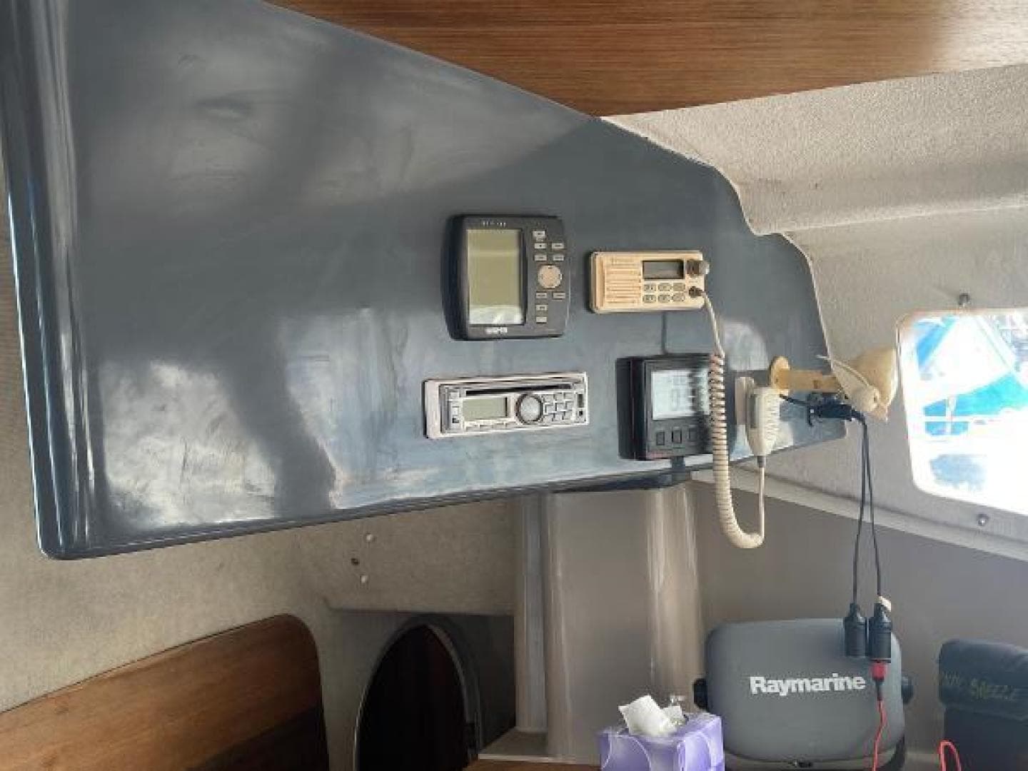 1995 Fountaine Pajot Athena 38