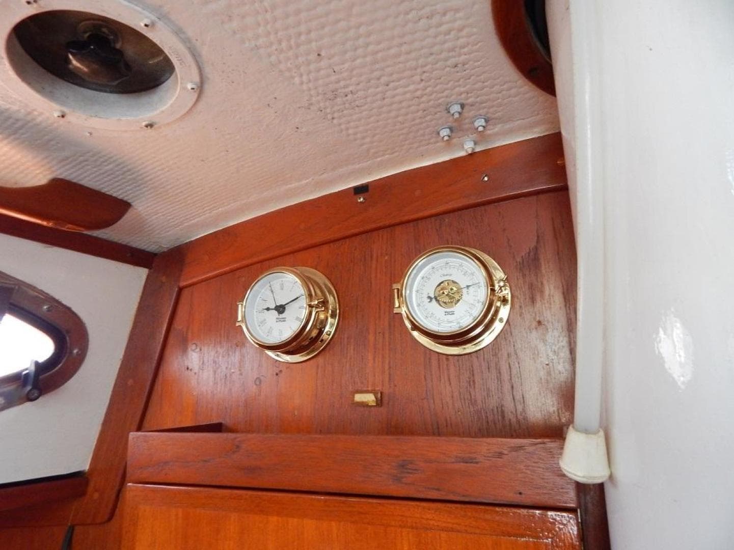 1976 Heritage Yacht Intrepid 35