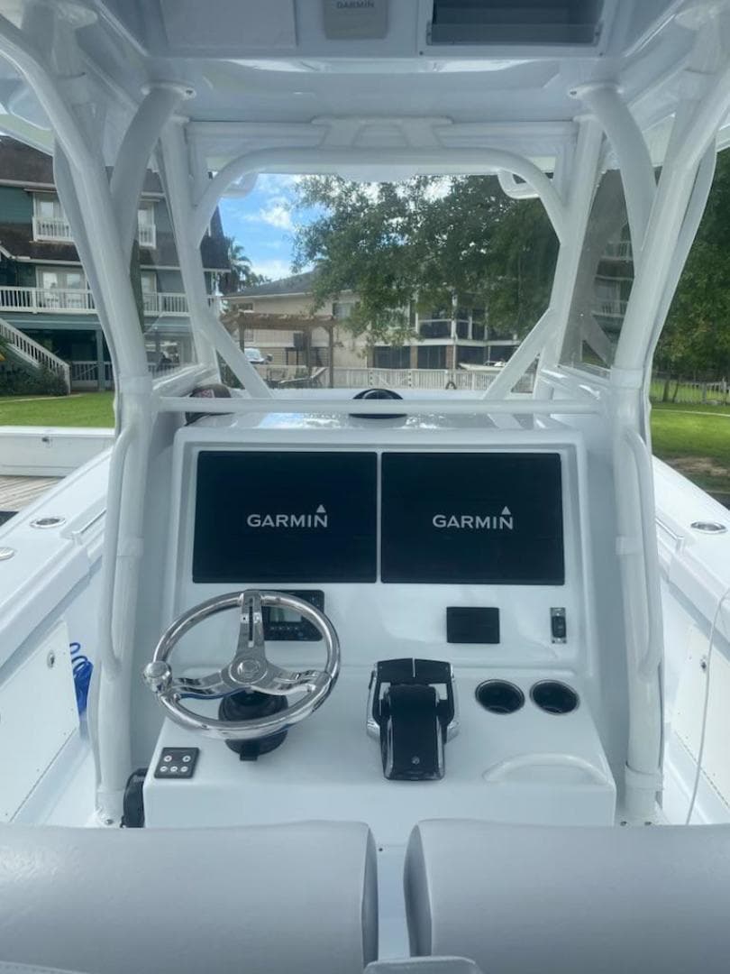 2022 Yellowfin Center Console