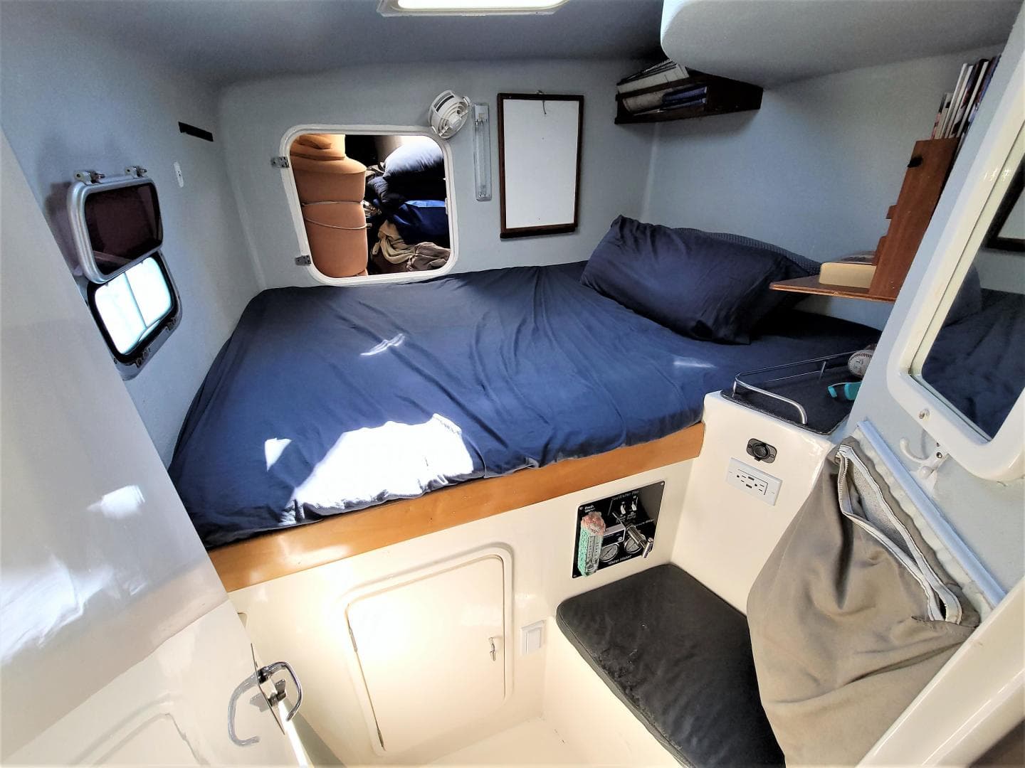 2004 Voyage Yachts Maxim 380