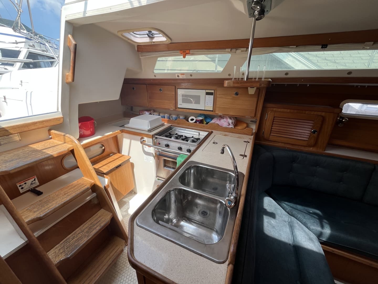 1999 Catalina 36 MK II