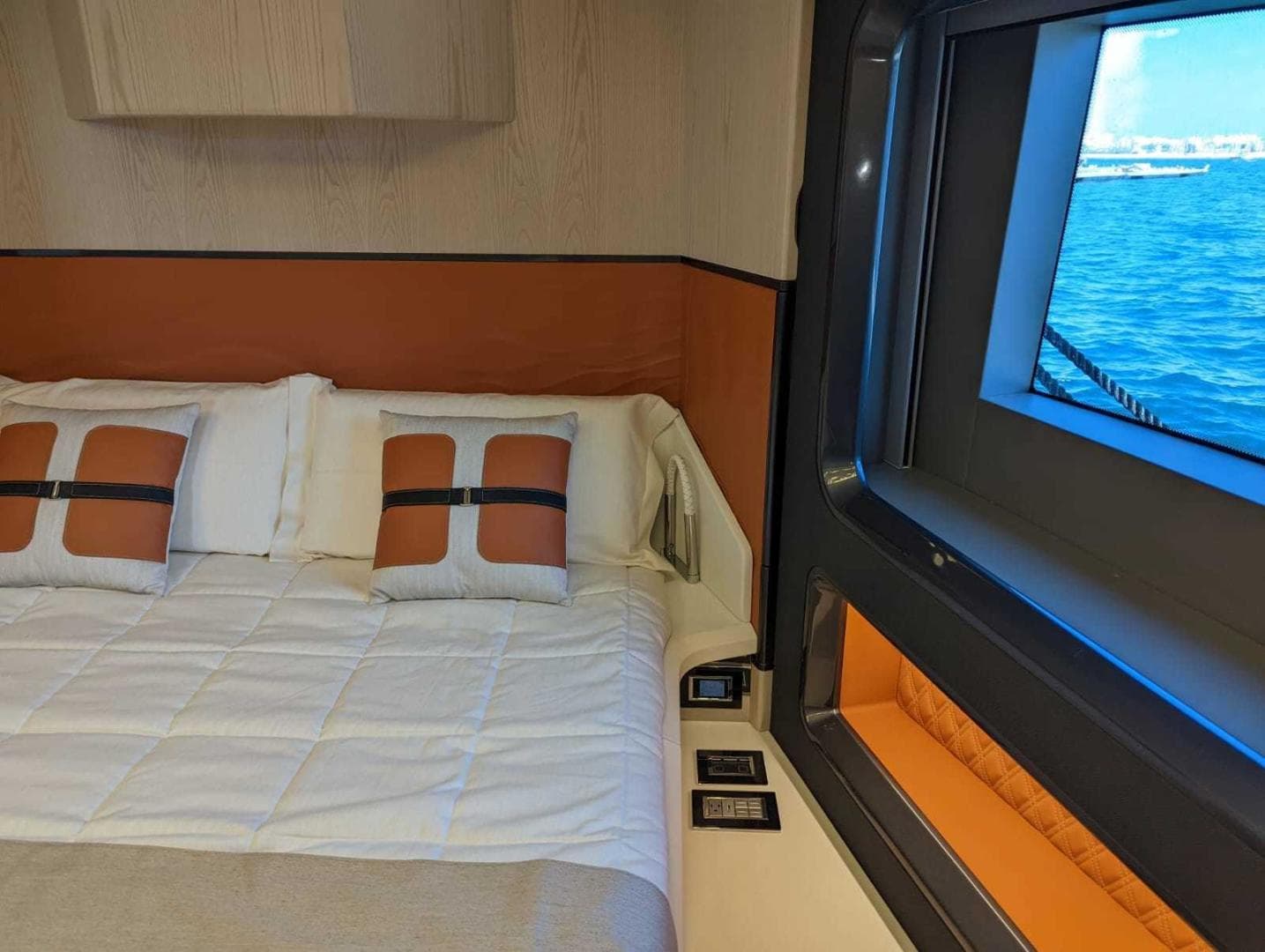 2023 Astondoa 677 Coupe