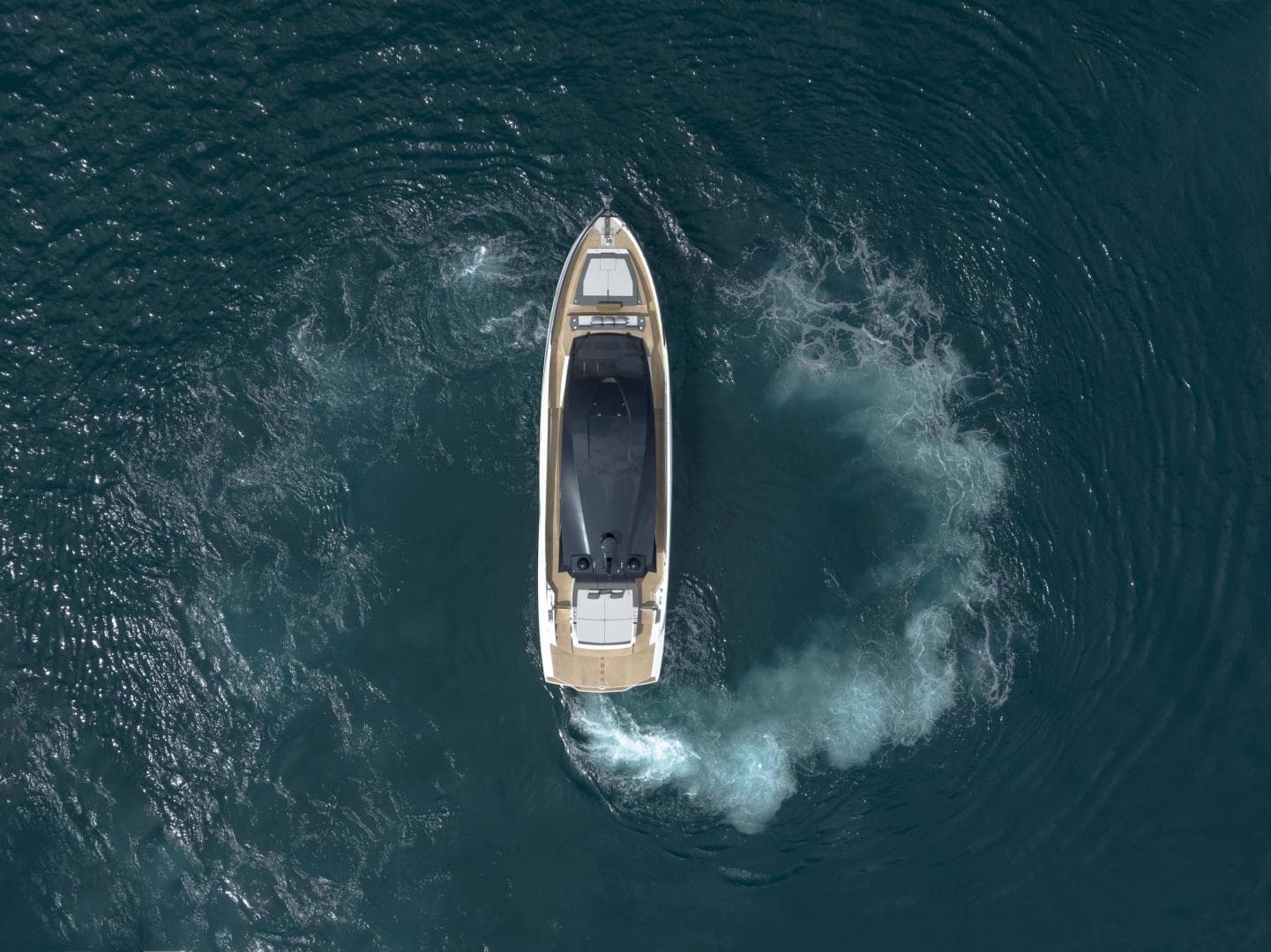 2023 Astondoa 677 Coupe