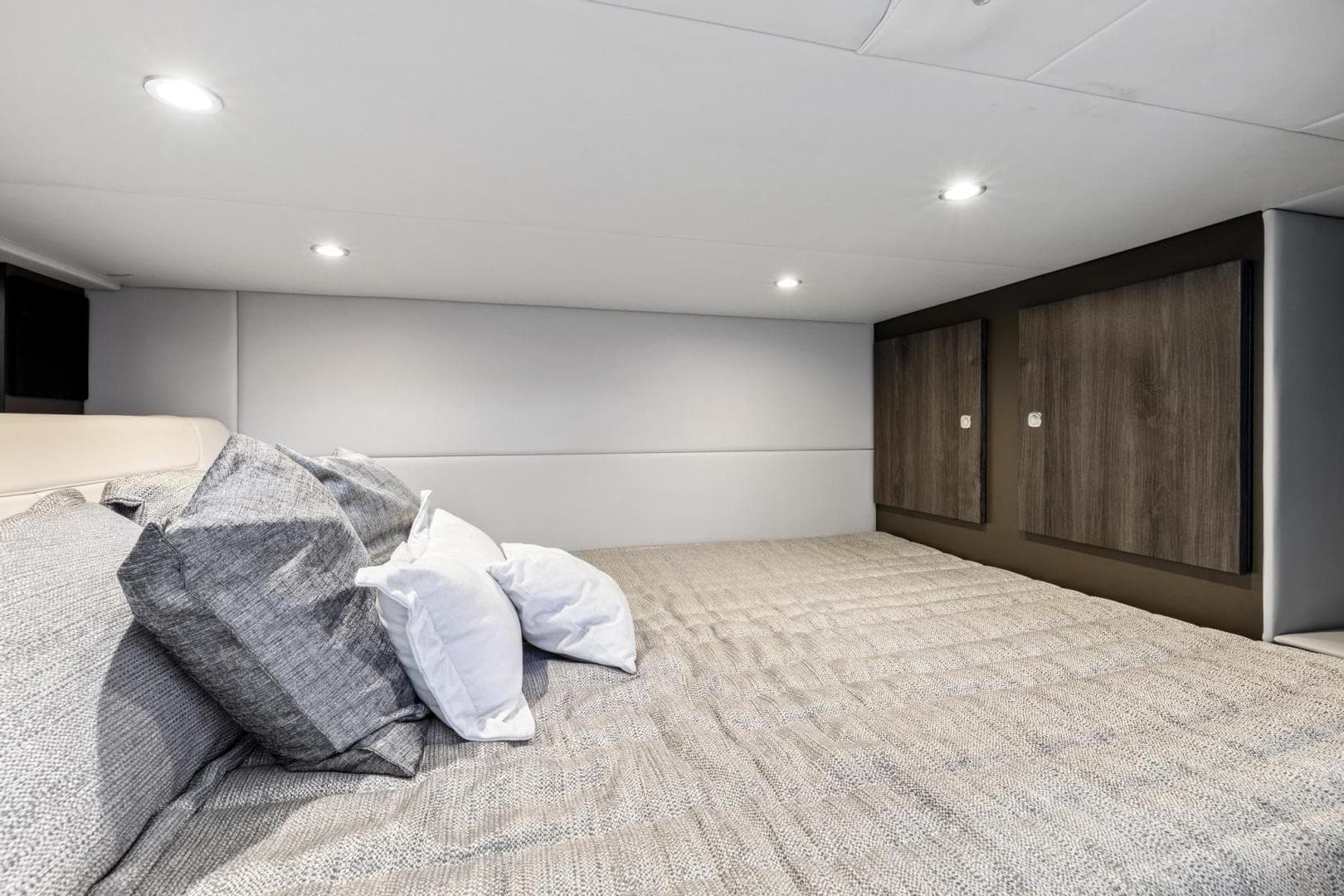 2021 Formula 380 SSC